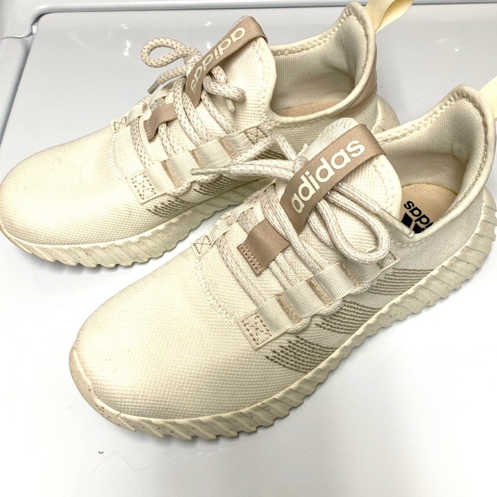 Adidas Kaptir Flow Women’s